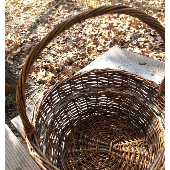 Handmade Willow Wicker Basket Vintage - Picture 6 of 12